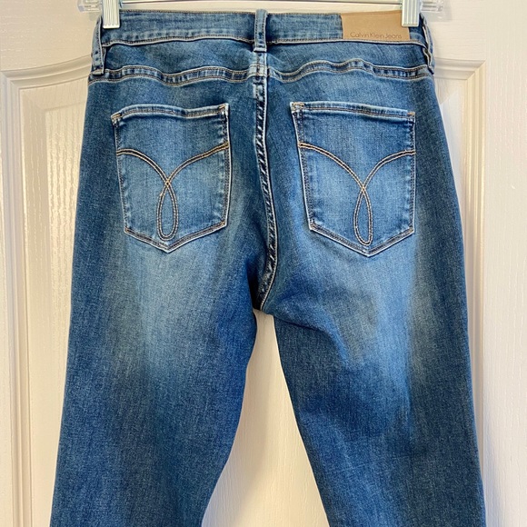 Women’s Jean Leggings - Picture 2 of 5